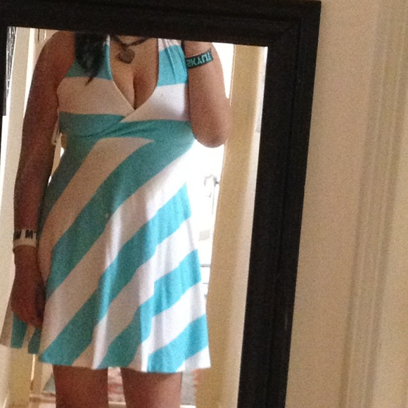 🔴Sold🔴Teal striped dress