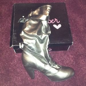 Brand new pewter calf boots!