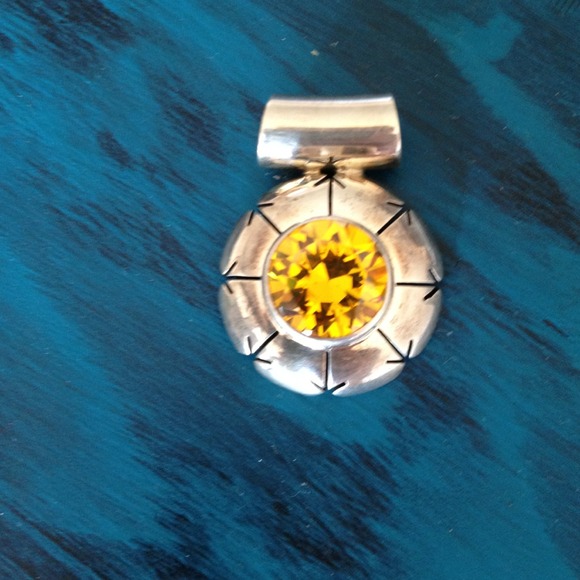 😍Genuine 6 carat citrine/950 sterling slv pendant - Picture 2 of 4