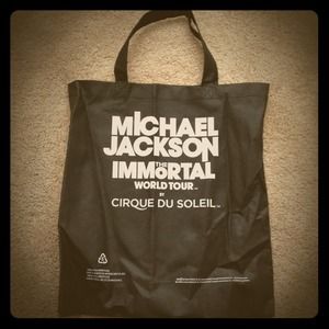 ✨RESERVED @evylape86✨ Cirque Du Soleil Bag