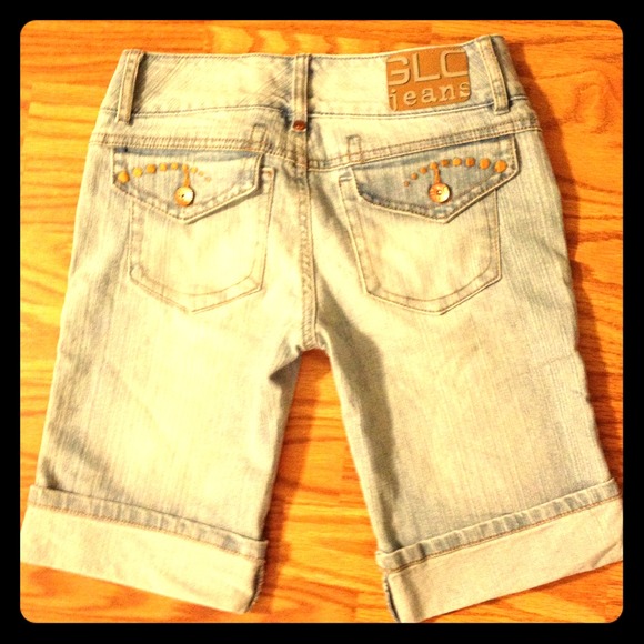 Jean capris - Picture 1 of 1