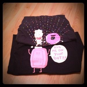 🌟❤RESERVED FOR HAIWILZ❤🌟 Pair of Threadless Tees