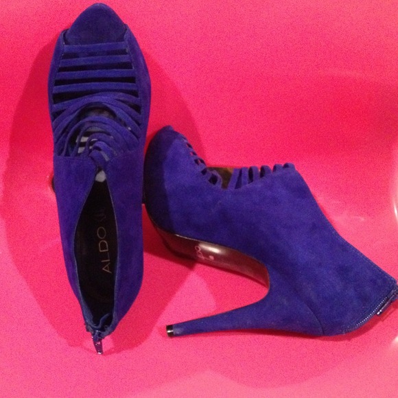 Blue Suede Shoes worn twice - Picture 3 of 4