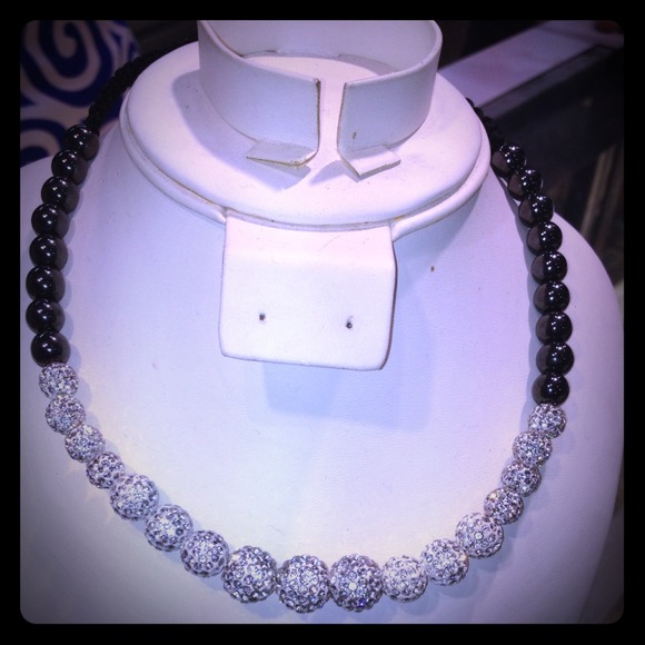 Chambala necklece also have earrings to match ,