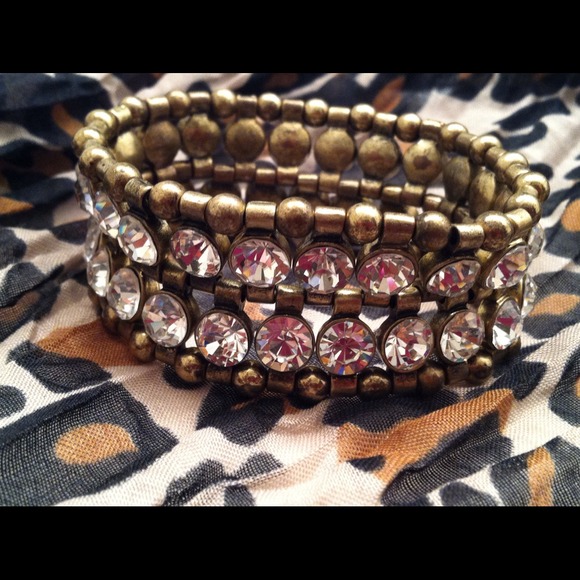 Bracelet