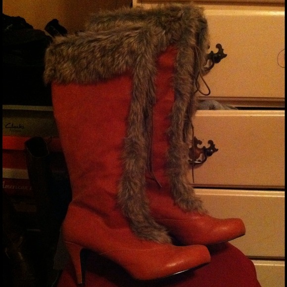 Boots - Picture 2 of 2