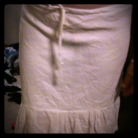 Skirt ruffled white tied waist skirt