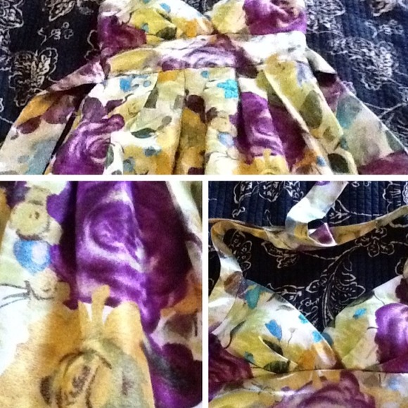 *REDUCED*Floral summer dress!