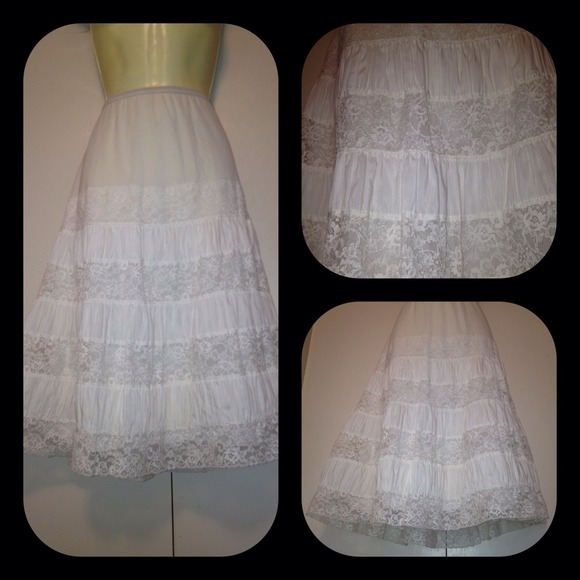 SOLD 1950's vintage multi tiered crinoline slip M