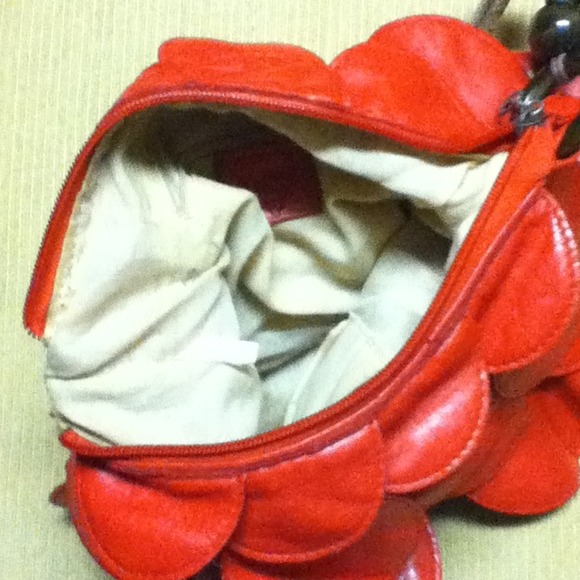 Non-brand name red purse - Picture 3 of 3