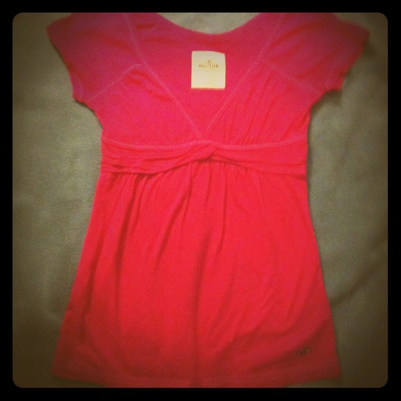 Hollister shirt