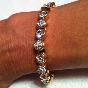 🌟DISCOUNTED🌟Diamond bracelet with 3 ct earrings