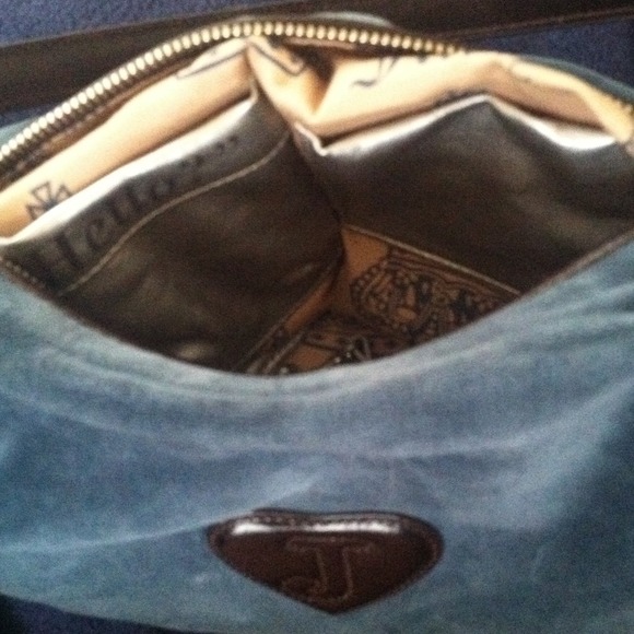 Purse - Picture 3 of 4