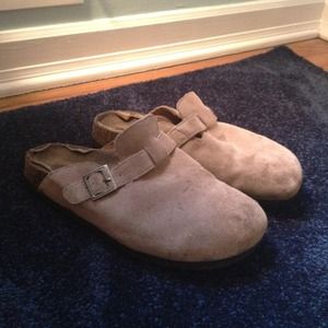 Slightly worn Famous Footwear "burkinstocks"
