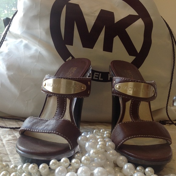 Michael Kors super HOT sultry heels!