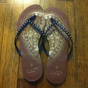 Aldo flipflops.