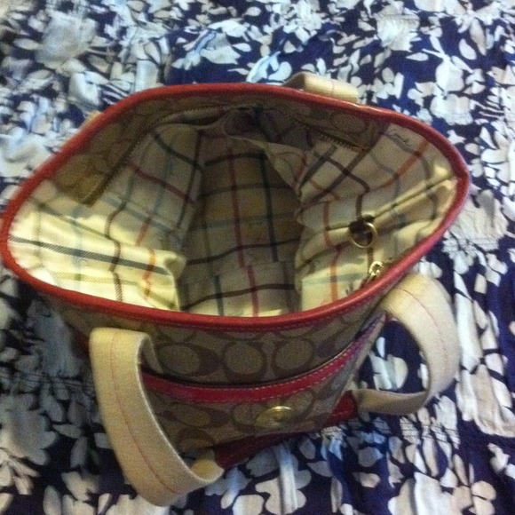 Coach handbag - Picture 2 of 2