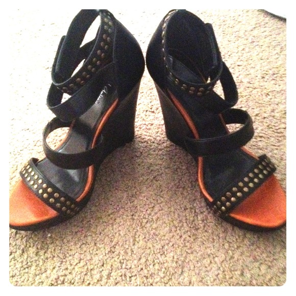 REDUCED! Black strapped wedge heels. Never worn!