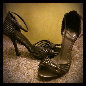 Metallic Bronze Woven Heel