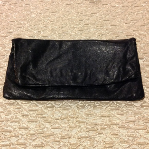 Marshall Fields 100% silky leather clutch - Picture 1 of 4