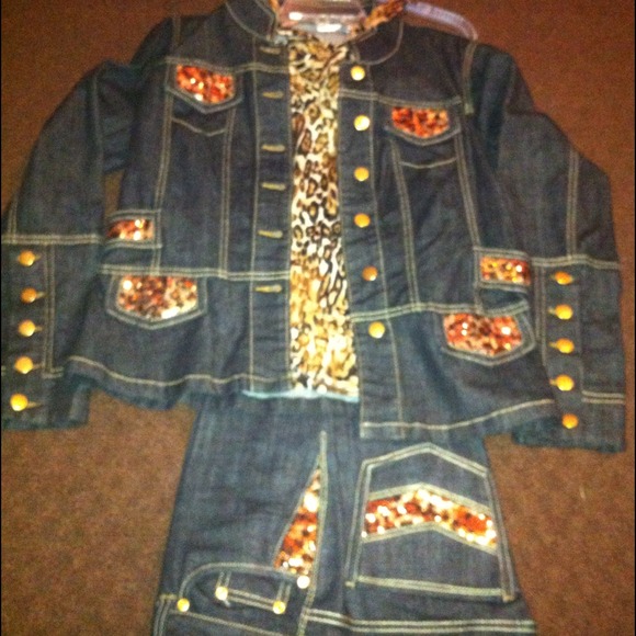 CACHE' Denim Pant Suit/ halter top included!!