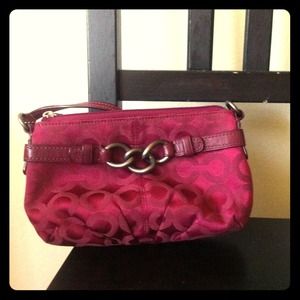 Coach op art wristlet