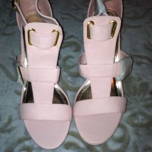 Miss Me Shoes - ❗Clearance❗Miss Me Pink heels Miss Me Shoes - ❗Clearance❗Miss Me Pink heels