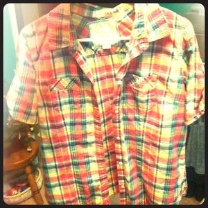 Plaid short sleeve button up shirt