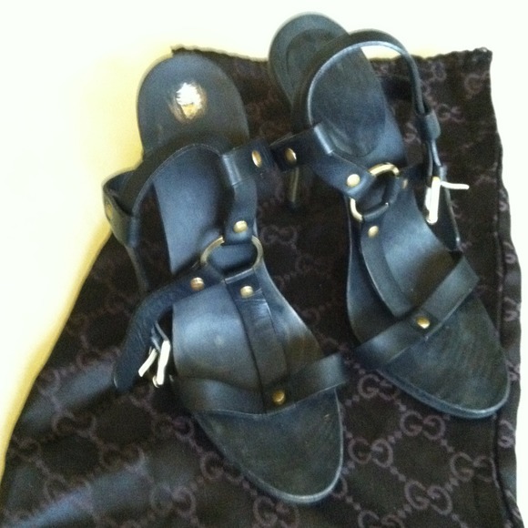 Gucci Heels!