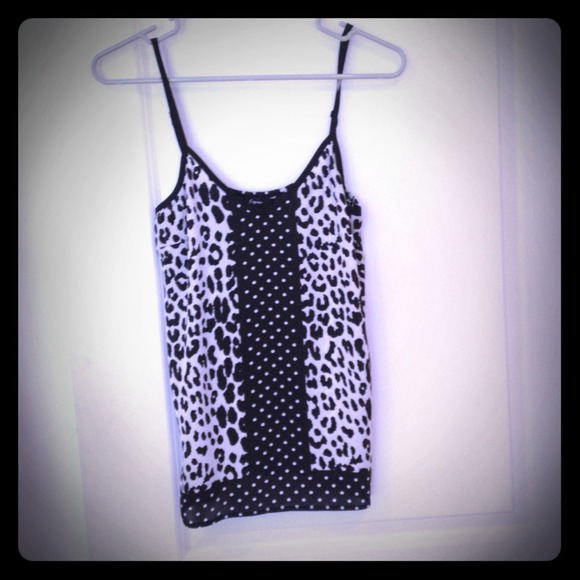 SOLD Black and white silky tank