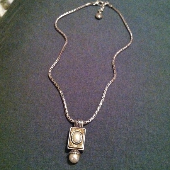 BRIGHTON Necklace with pearls!