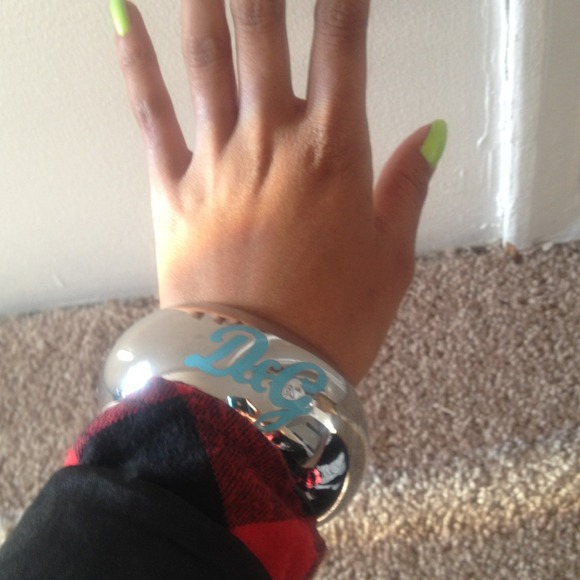 D&G - Picture 4 of 4