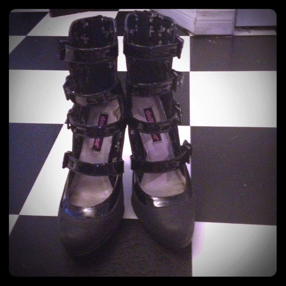 Dollhouse Griffin caged heels