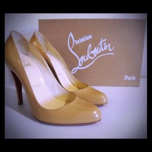 Christian Louboutin Shoes - SOLD!Authentic Christian Louboutin Décolleté heels Christian Louboutin Shoes - SOLD!Authentic Christian Louboutin Décolleté heels