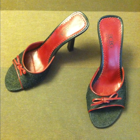 SOLD***👠 BCBG black denim stilettos