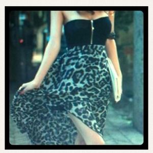 Fun and flirty leopard dress!