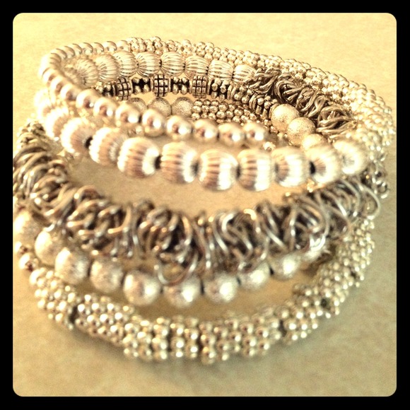 Jewelry - Coil silver bracelet