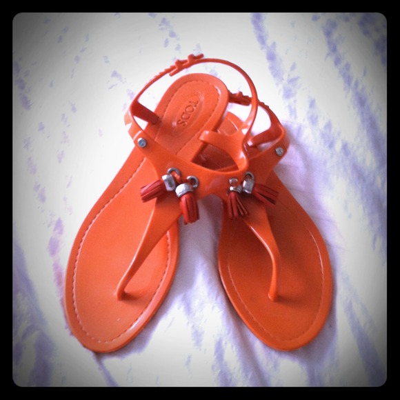 REsERVED!!!! Tod's Orange Jelly Sandals
