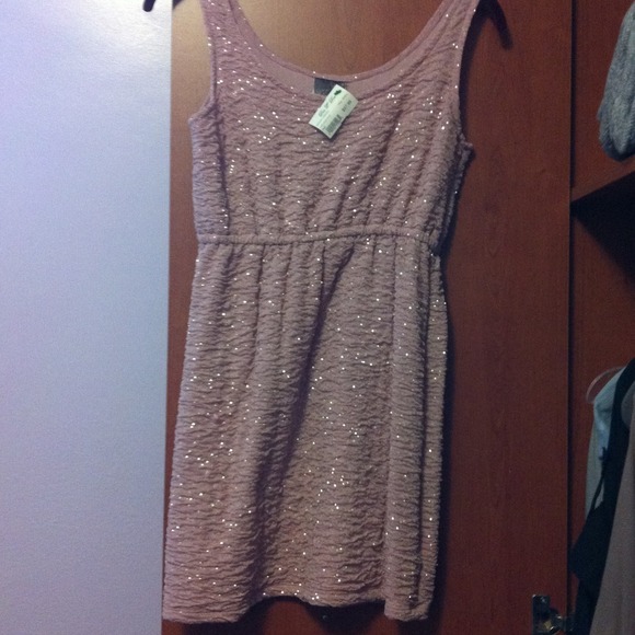 Dress - Picture 1 of 1