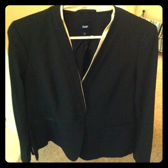 Gap tuxedo style blazer, 14