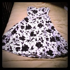 🎈RESERVE BUNDLE🎈4 @kbice dress, 3 shorts & FGft