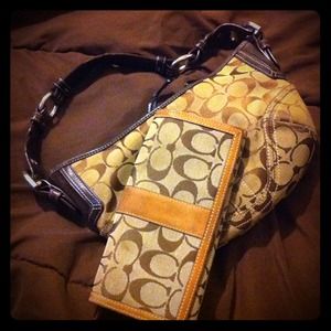 🙅RESERVED🙅Authentic coach purse + wallet