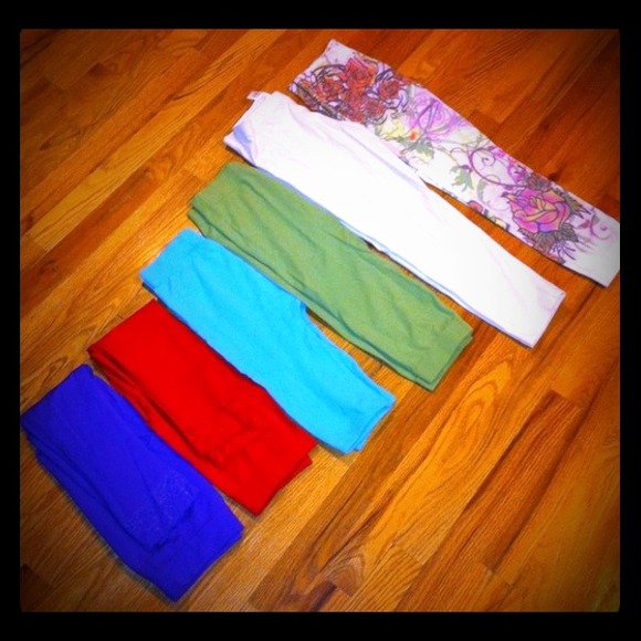 Leggings RESERVED @tifmarie00