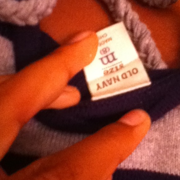 Sweater - Picture 4 of 4