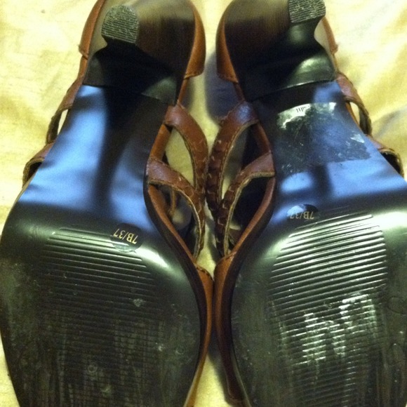 Jessica Simpson Shoes. size 7 - Picture 4 of 4