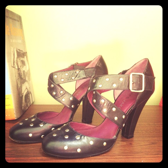 Marc Jacobs black studded pump size 7.5