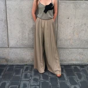 Pants - Vintage pleated pants Pants - Vintage pleated pants