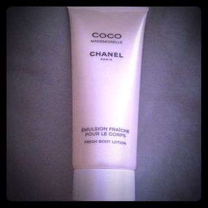 CHANEL Body Lotion