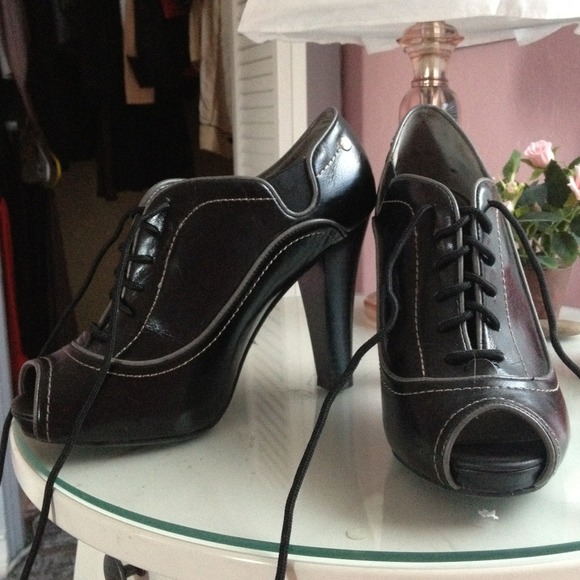 Fergie peeptoes laceup heels