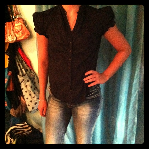 Black Swiss dotted top - Picture 1 of 2